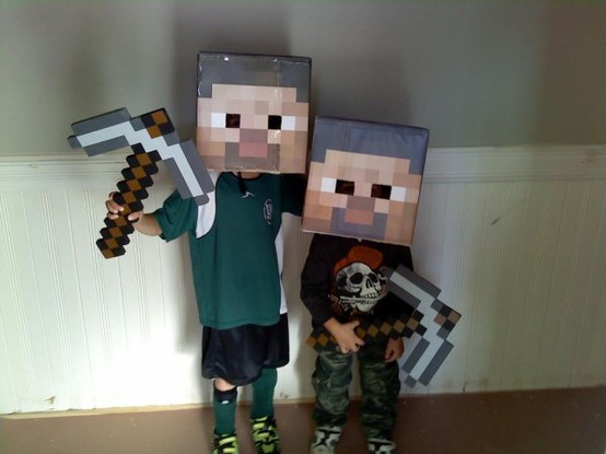 Minecraft Party Ideas using Cardboard Boxes!