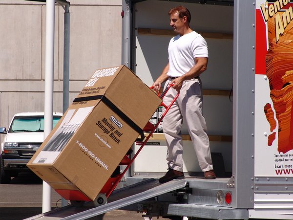 5 Moving Day Safety Tips