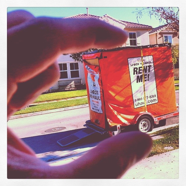 4 Pictures You Need to Take on Moving Day