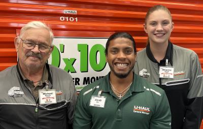 self-storage-in-waukesha-wi-53186-u-haul-moving-storage-of-les-paul-parkway