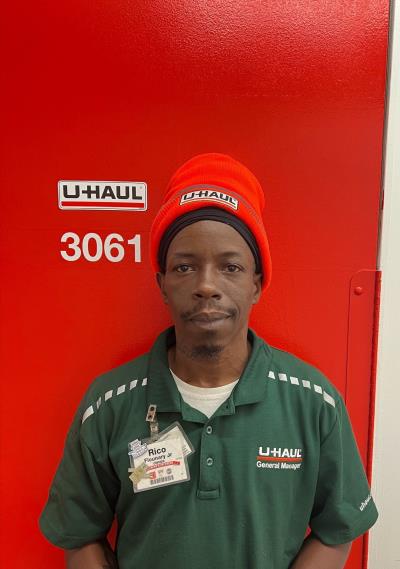 self-storage-in-saint-petersburg-fl-33705-u-haul-moving-storage-at-tropicana-field