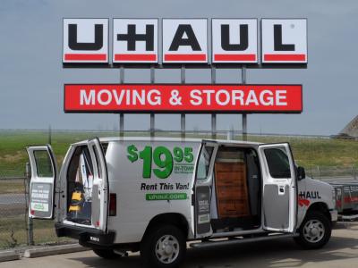 U Haul Moving Truck Rental In San Antonio Tx At U Haul Moving Storage Of Naco Perrin