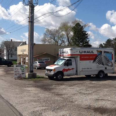 U Haul Moving Truck Rental In Bowling Green Oh At Bg Auto Truck Accessories