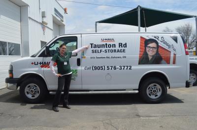U Haul Moving Truck Rental In Oshawa On At U Haul Moving Storage At Taunton Rd