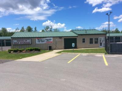 U Haul Moving Truck Rental In East Syracuse Ny At Drive In Self Storage