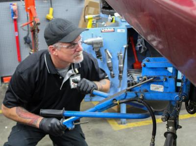 U Haul Trailer Hitch Installation In Vancouver Wa At U Haul Storage At Andresen Rd
