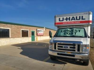 U Haul Moving Truck Rental In Killeen Tx At Move It Self Storage Killeen