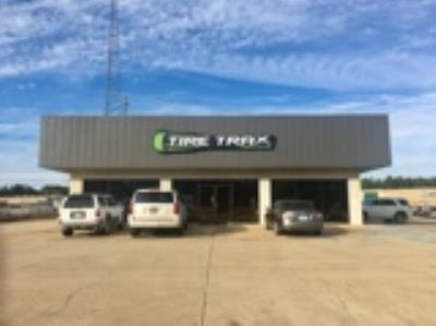 U Haul Moving Truck Rental In Hattiesburg Ms At Tire Trax