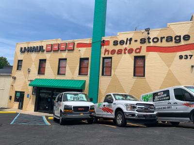 U Haul Moving Truck Rental In Yonkers Ny At U Haul Moving Storage Of Homefield