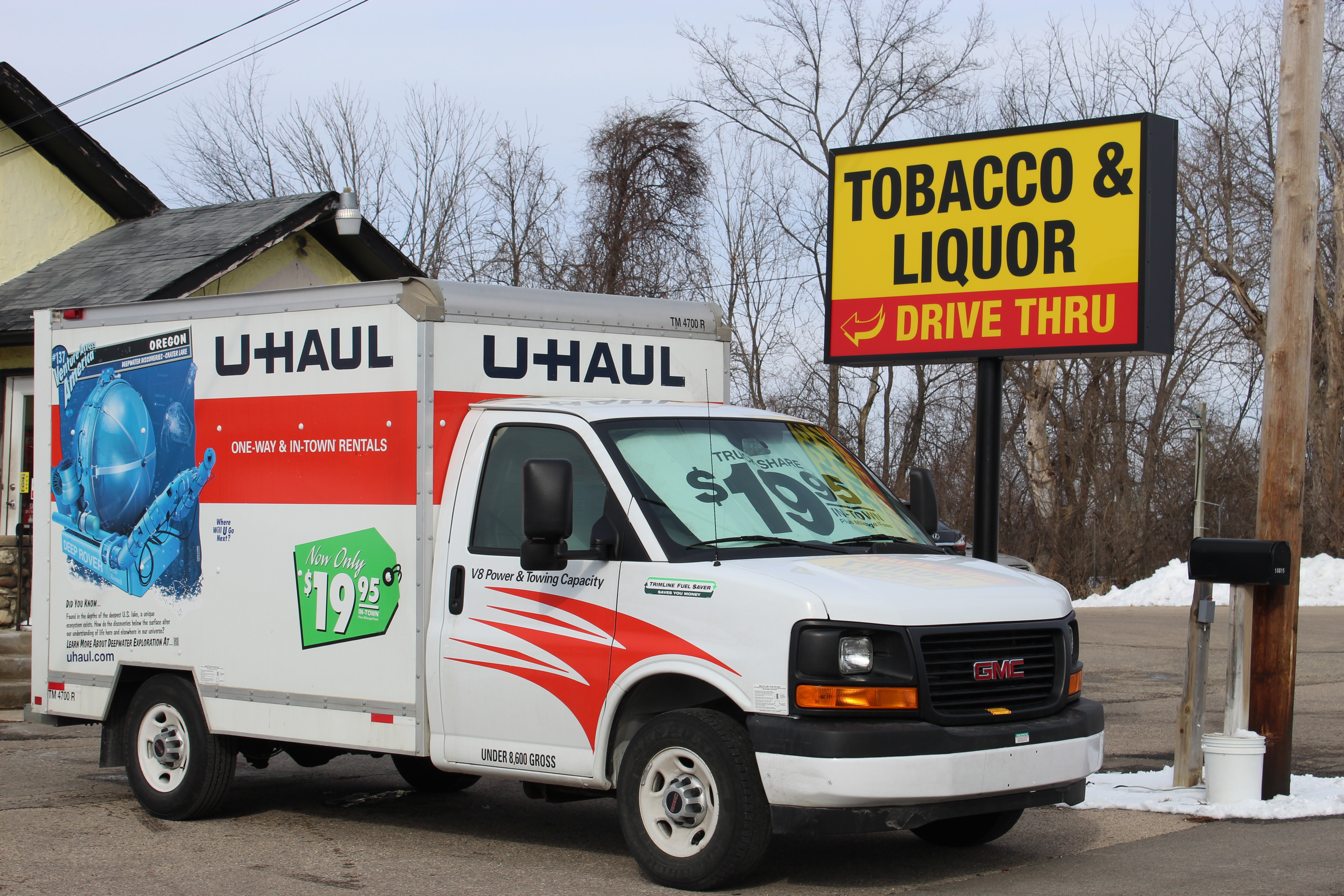 do u haul trucks have cigarette lighters Scandalous Thank you U-Haul U-Haul Co. (Canada) Ltd for risking our lives by not cleaning your before renting them Used mask Used water bottle Old Salad on the floor Filthy truck U-Haul - Planning for moving
