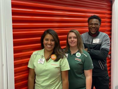 U Haul Moving Truck Rental In Dallas Tx At U Haul Moving Storage At Central Midpark