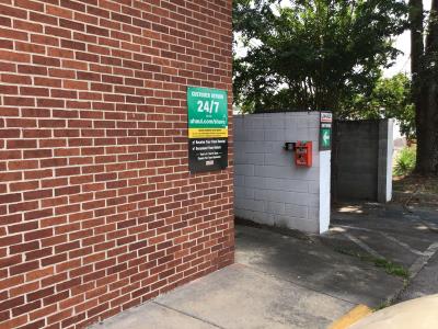 U Haul Moving Truck Rental In Fayetteville Ga At Glynn St Exxon