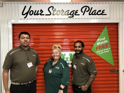 Self Storage In Hartford Ct 06114 U Haul Moving Storage Of Hartford Brainard