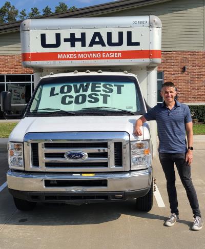 U Haul Moving Truck Rental In Oak Ridge North Tx At Facility Concession Services Inc