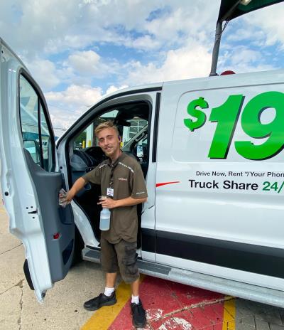 U Haul Moving Truck Rental In West Allis Wi At U Haul Moving Storage Of West Allis