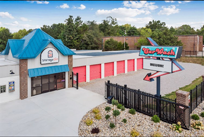 U Haul Moving Truck Rental In Cookeville Tn At Storagegirl