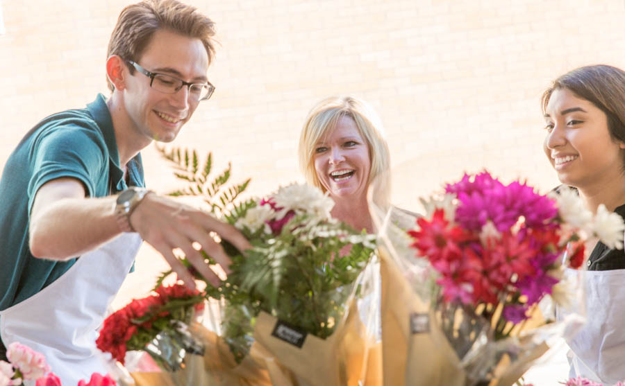 Purchasing a used moving truck for small businesses