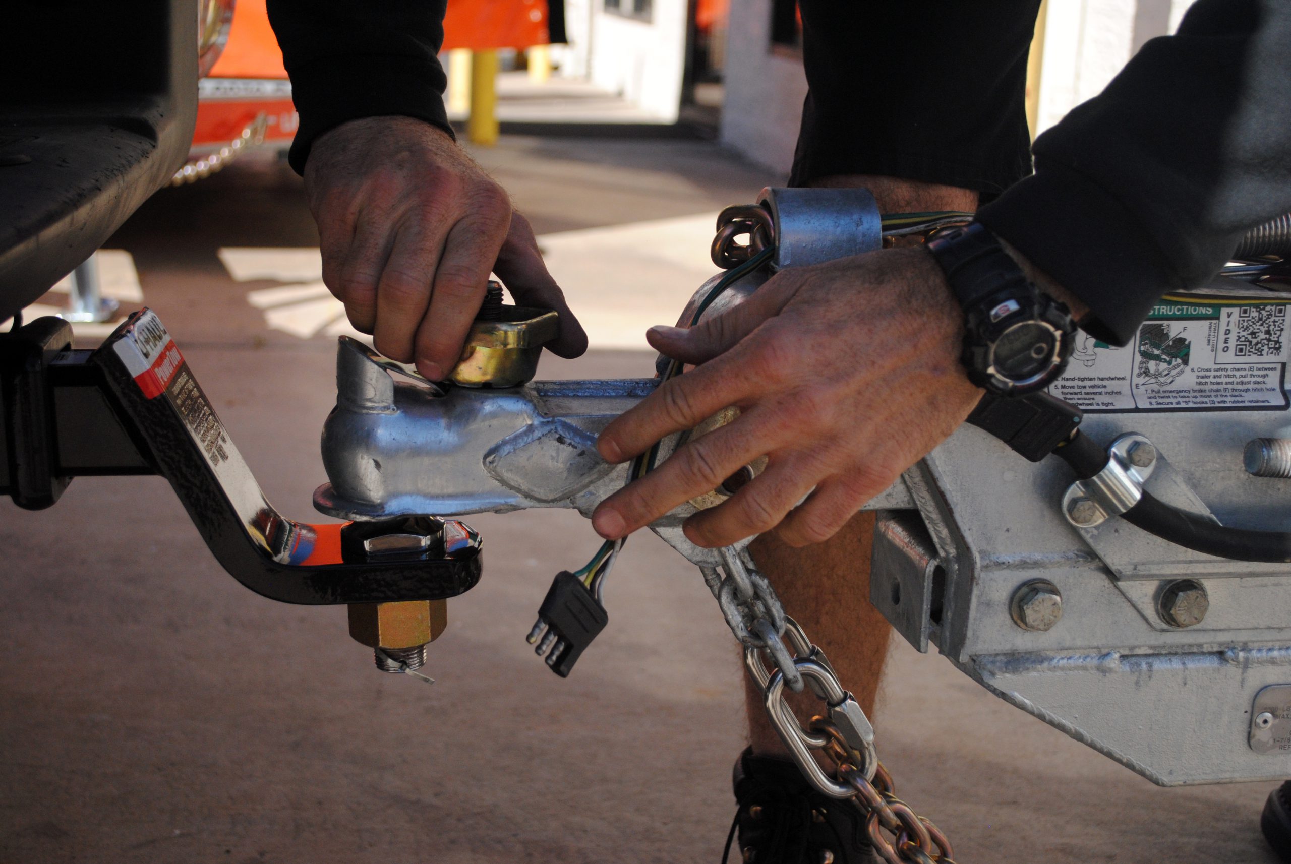 What Size Hitch Ball Do I Need For My Trailer?