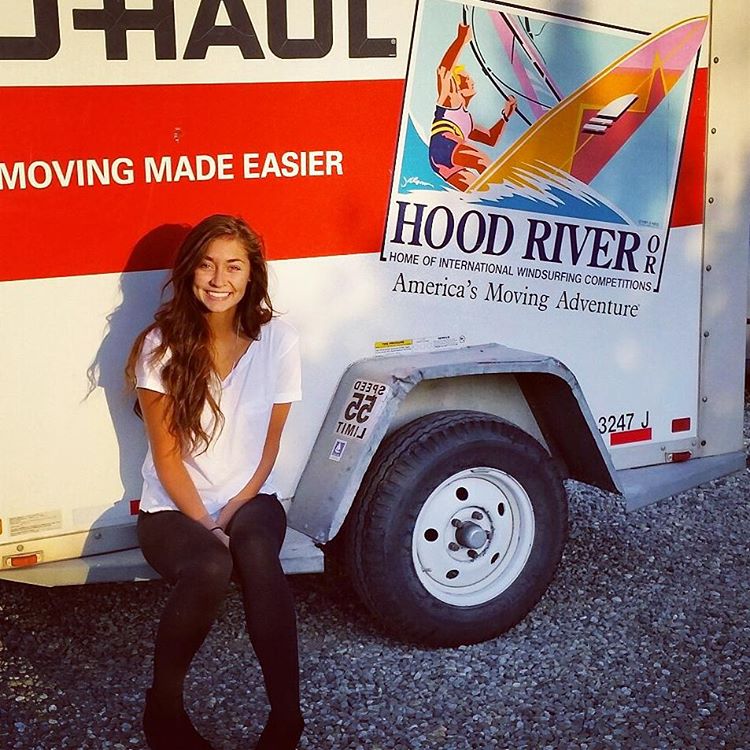 Eleven Reasons To Use A Trailer for Your College Move