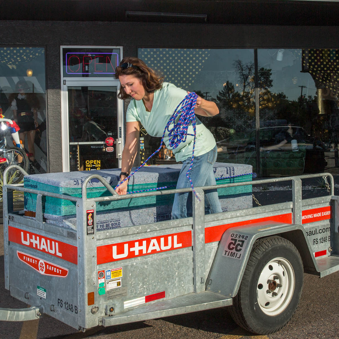 How and Why to Properly Secure Your Load in a Trailer