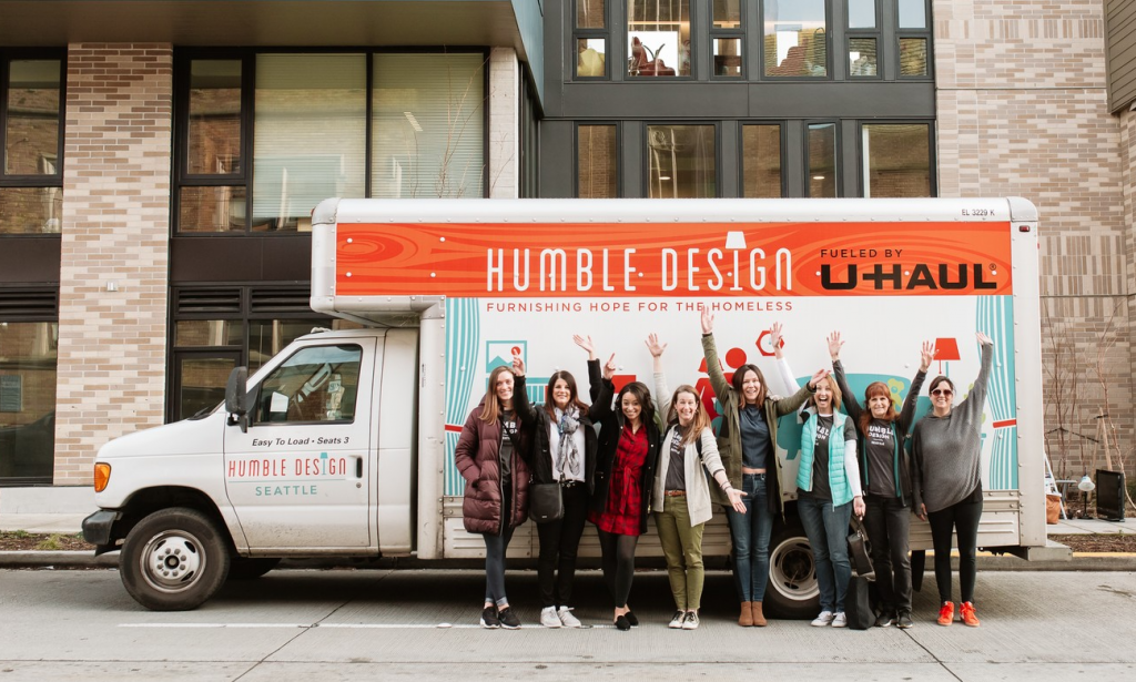 Reasons to purchase a mobile truck for business